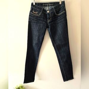 GUESS by Marciano Dark Wash Skinny ankle Jeans. Size 25